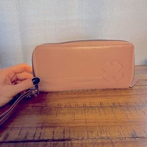 Lucky Brand blush wallet